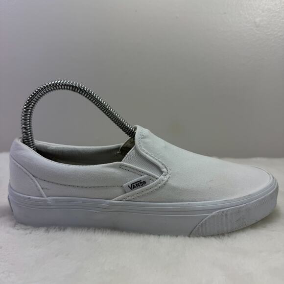 Vans Classic Slip‑On True White Women’s Size 7 Canvas Sneaker - Picture 1 of 10